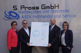 Zum ersten mal wir der S. Pross GmbH das CrefoZert verliehen.